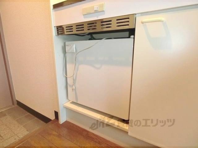 冷蔵庫置場　小型冷蔵庫