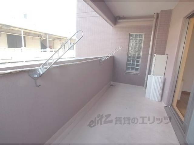 ベランダ　ベランダ広め