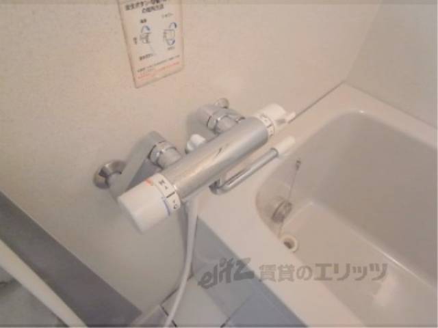 風呂　（蛇口）