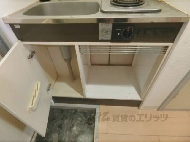 冷蔵庫置場