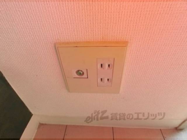 イメージ写真　端子類