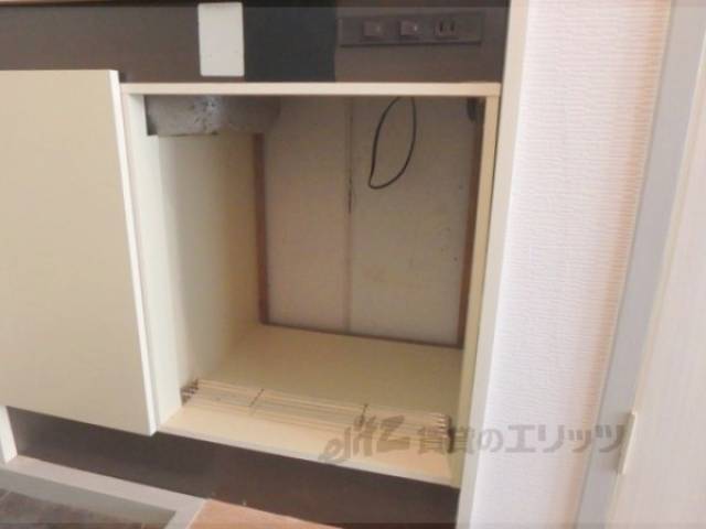 キッチン　収納