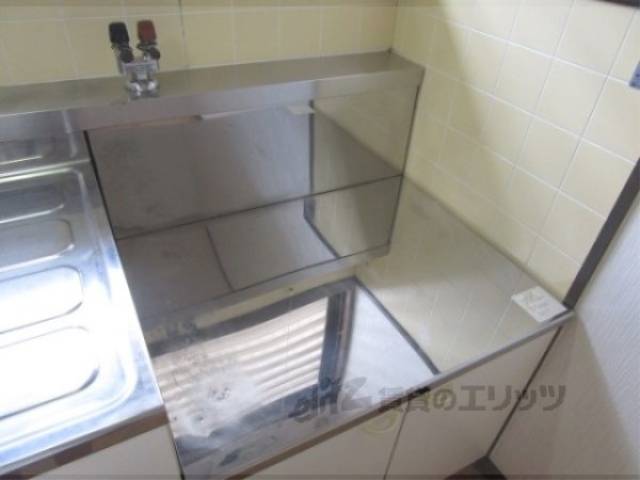 キッチン　コンロ設置場所