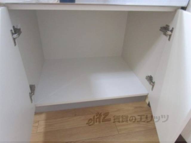 キッチン　キッチン下部収納