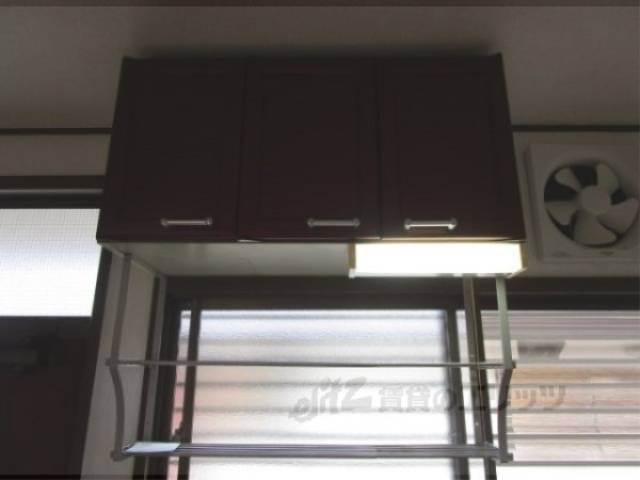 キッチン　キッチン上部収納