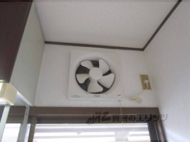 キッチン　キッチン換気扇