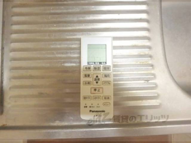 エアコンリモコン
