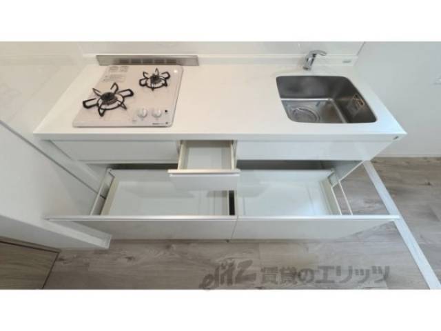 キッチン　下収納