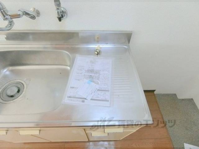 キッチン　コンロ置き場