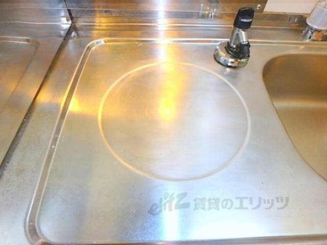 キッチン　コンロ置き場