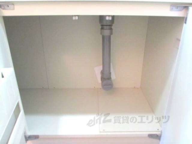 キッチン　下収納