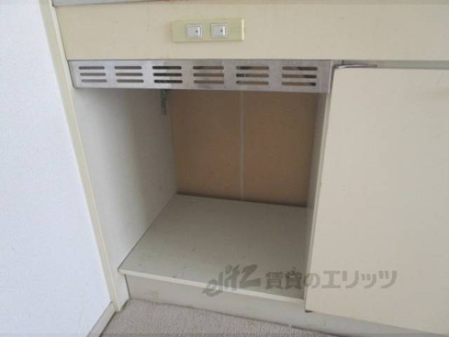 冷蔵庫置場