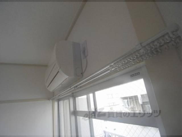 カーテンレール