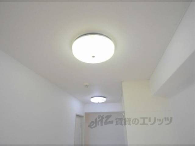 キッチン　照明