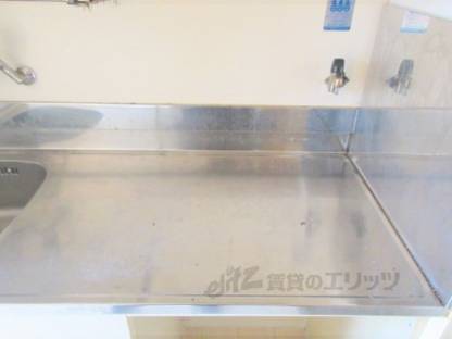 キッチン　コンロ置き場