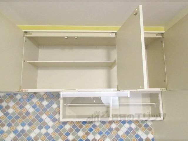 キッチン　上部収納