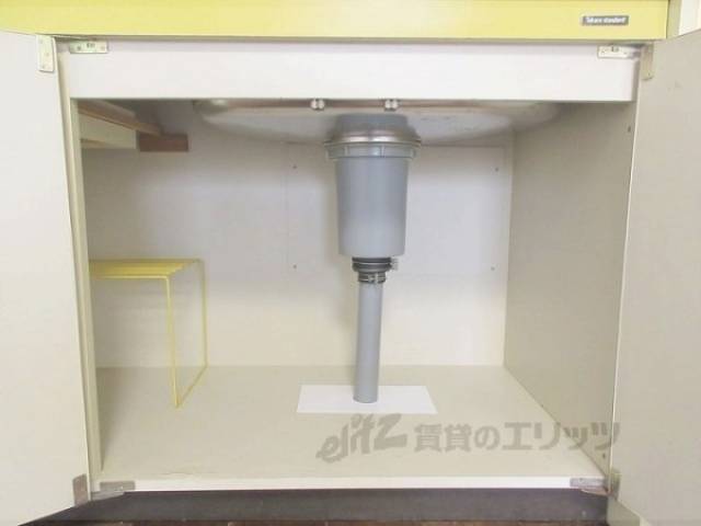 キッチン　下部収納