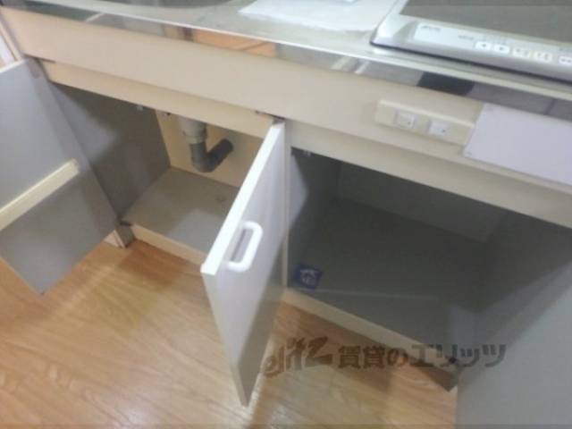 キッチン　下部収納