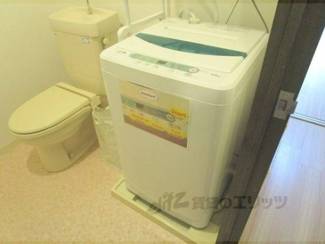 洗濯機置場　洗濯機