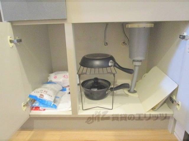 キッチン　下部収納