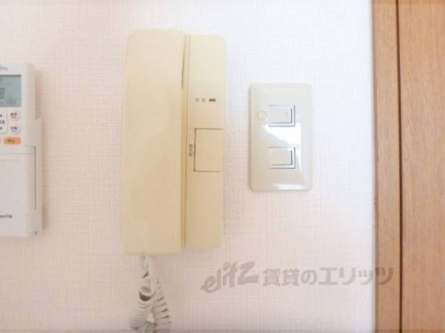 インターホン