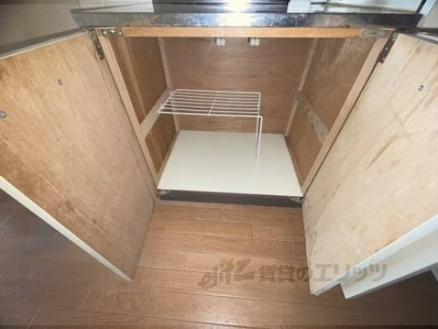 キッチン　下部収納