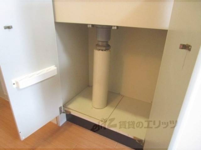 キッチン　下部収納