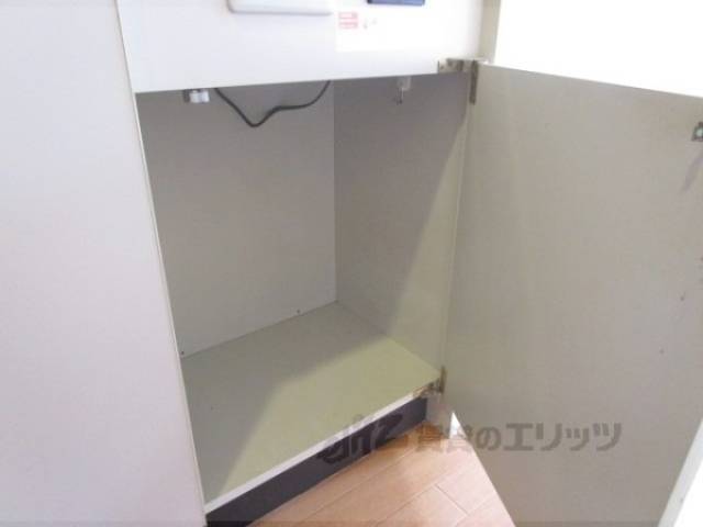 キッチン　下部収納