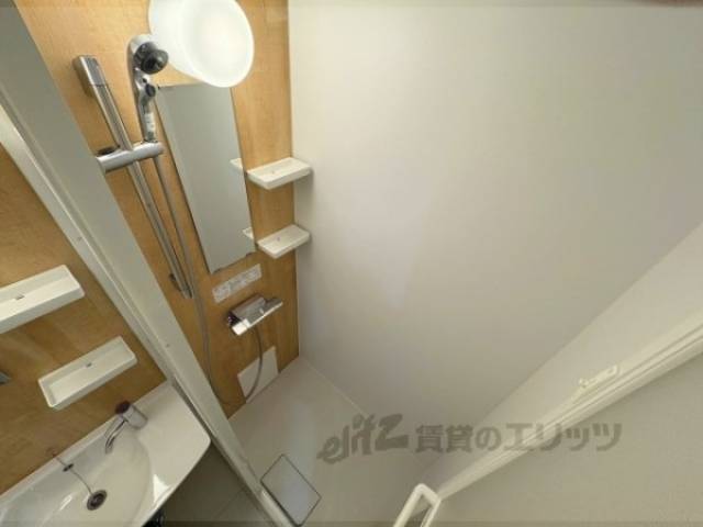 風呂　シャワールーム