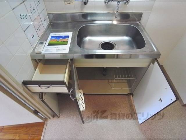 キッチン　収納