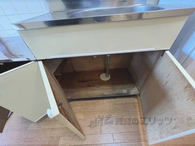 キッチン　キッチン下収納