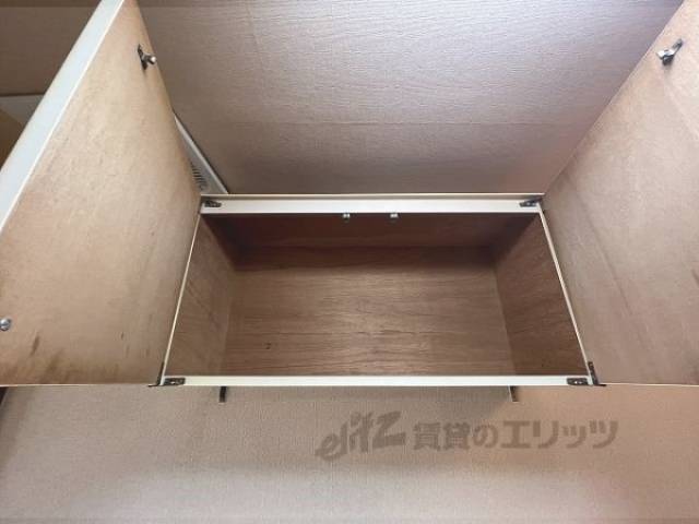 キッチン　キッチン上収納