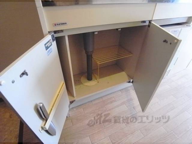 キッチン　収納