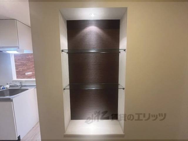 玄関　棚