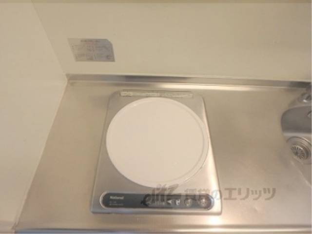 キッチン　コンロ