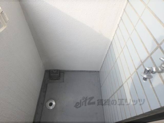 洗濯機置場　上部収納