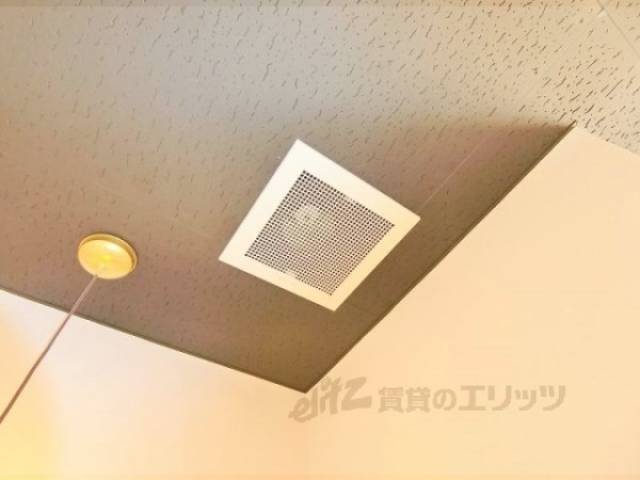 キッチン　換気扇