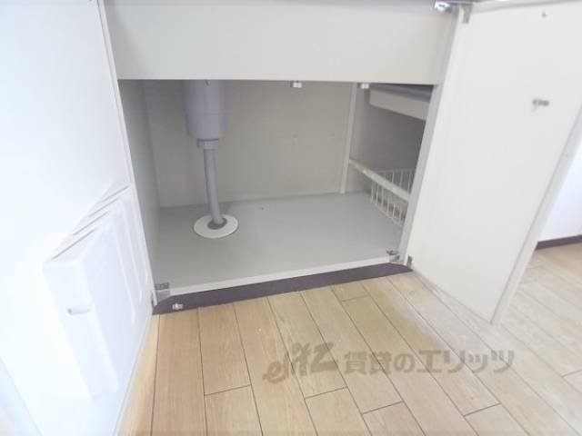 キッチン下部収納