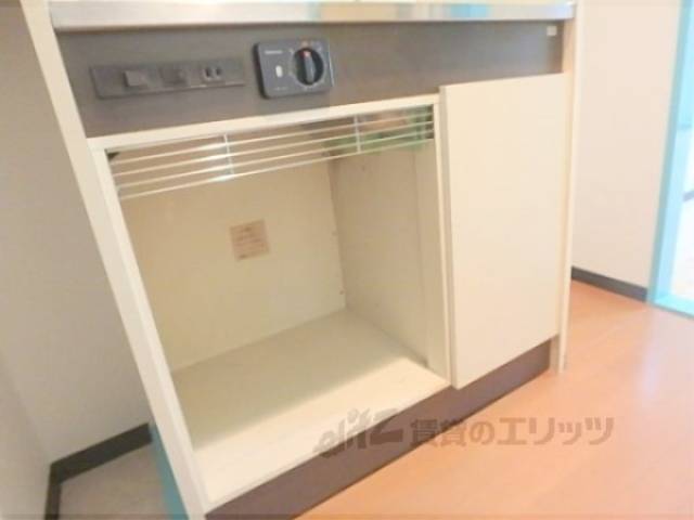 キッチン　下部