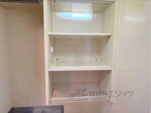キッチン　収納上部