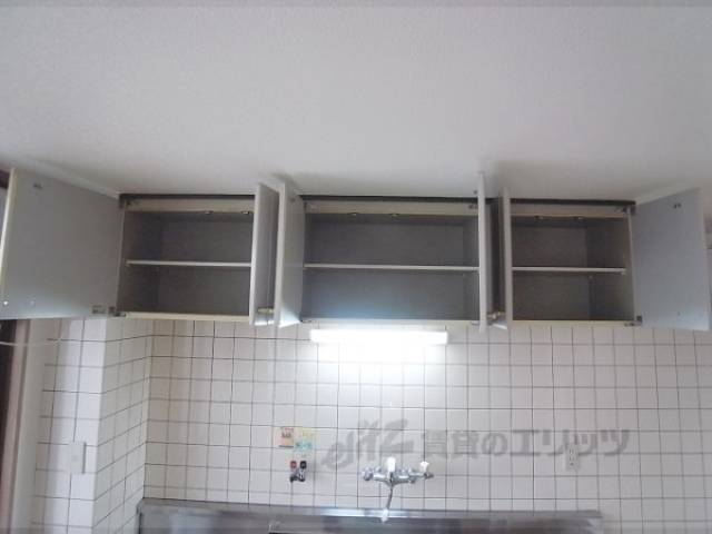 キッチン　収納