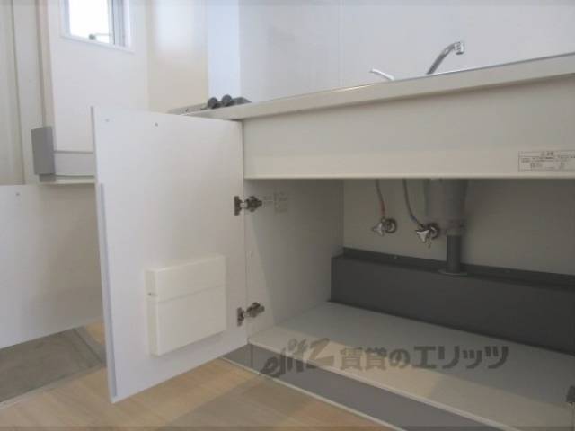 キッチン　下部収納