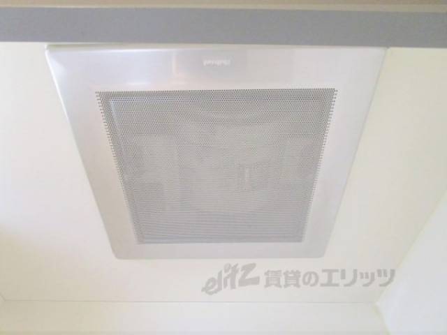 キッチン　換気扇