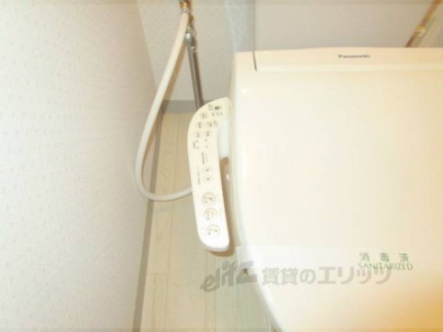 トイレ　ウォシュレット
