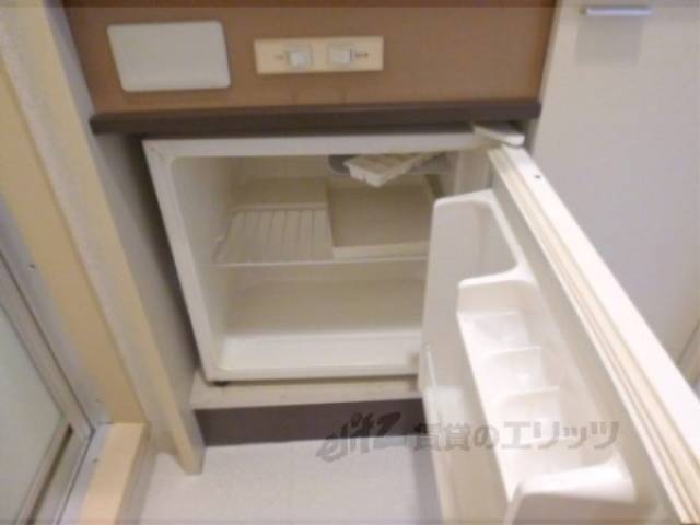 備え付けの冷蔵庫　備え付けの冷蔵庫