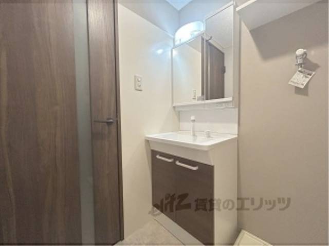 洗面所　独立洗面台