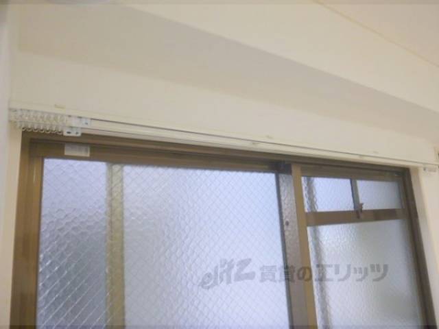 カーテンレール