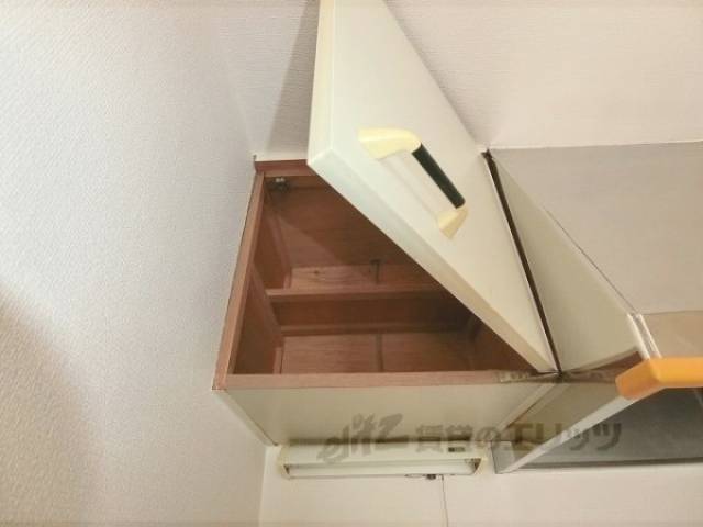キッチン　収納