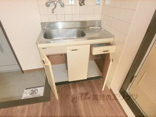 キッチン　収納