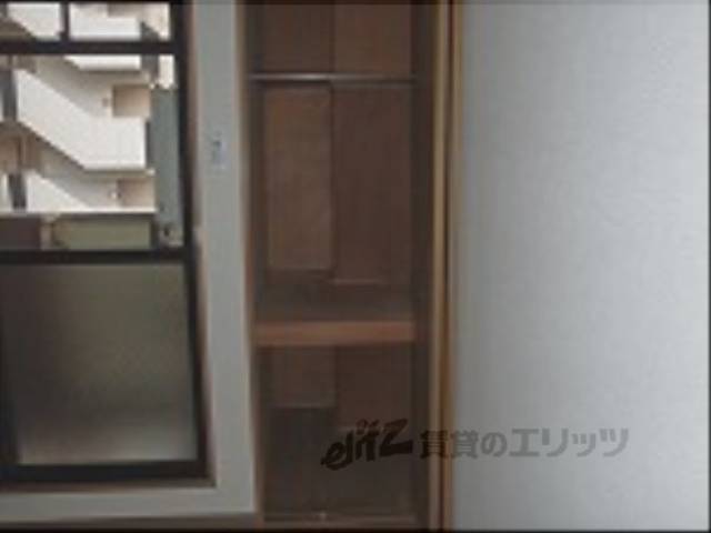 キッチン　上部棚